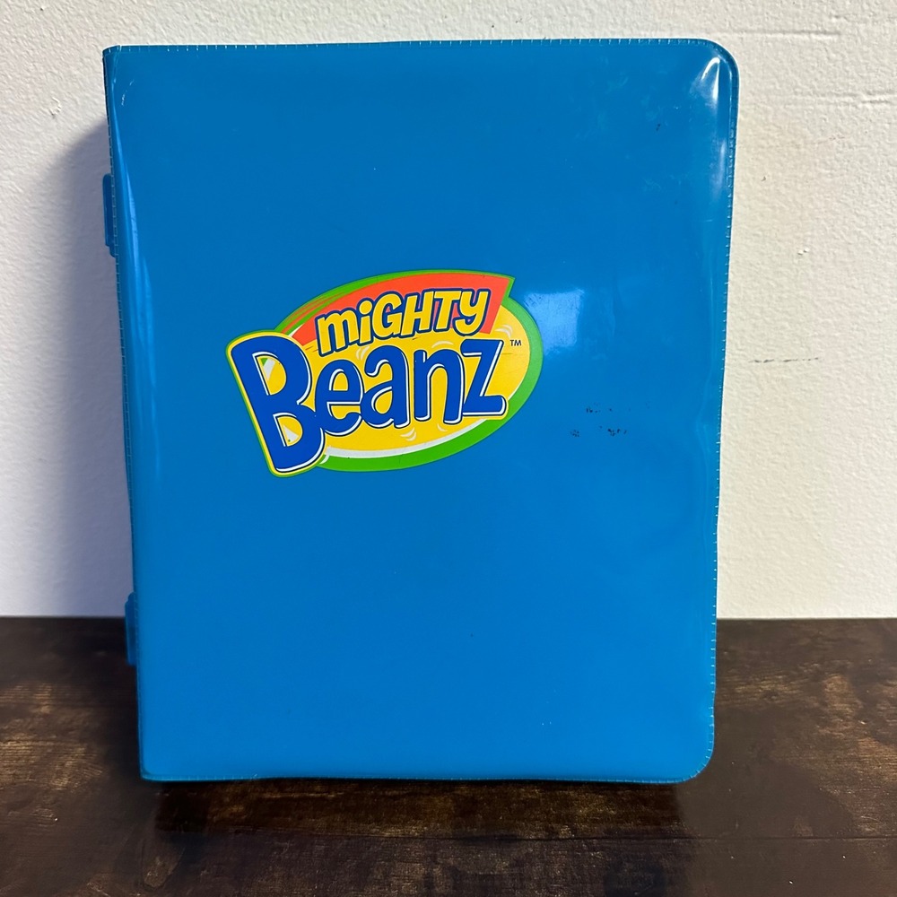 Moose Toys Mighty Beanz Collector Binder with 49‎ Mixed Character Beanz Set Blue